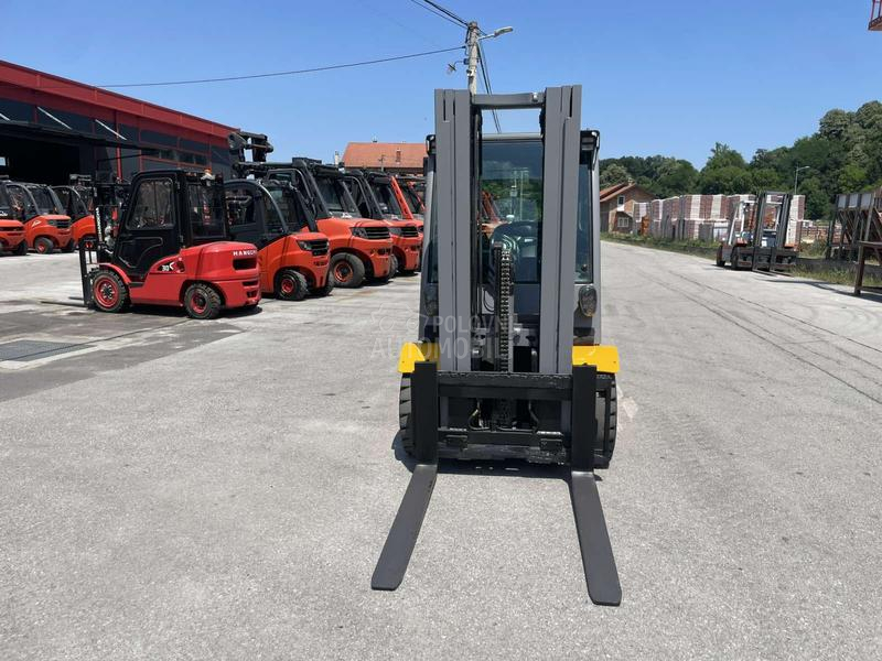 Jungheinrich 3 tone Triplex