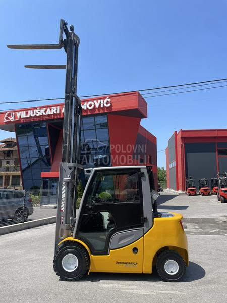 Jungheinrich 3 tone Triplex