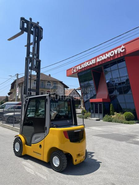 Jungheinrich 3 tone Triplex