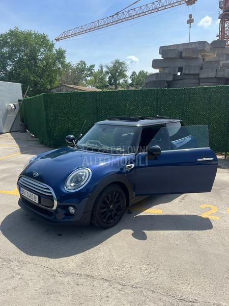 MINI Cooper 