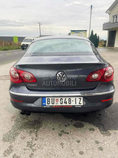 Volkswagen Passat CC 2.0tdi