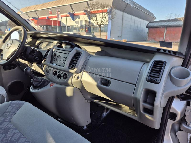 Opel Vivaro 