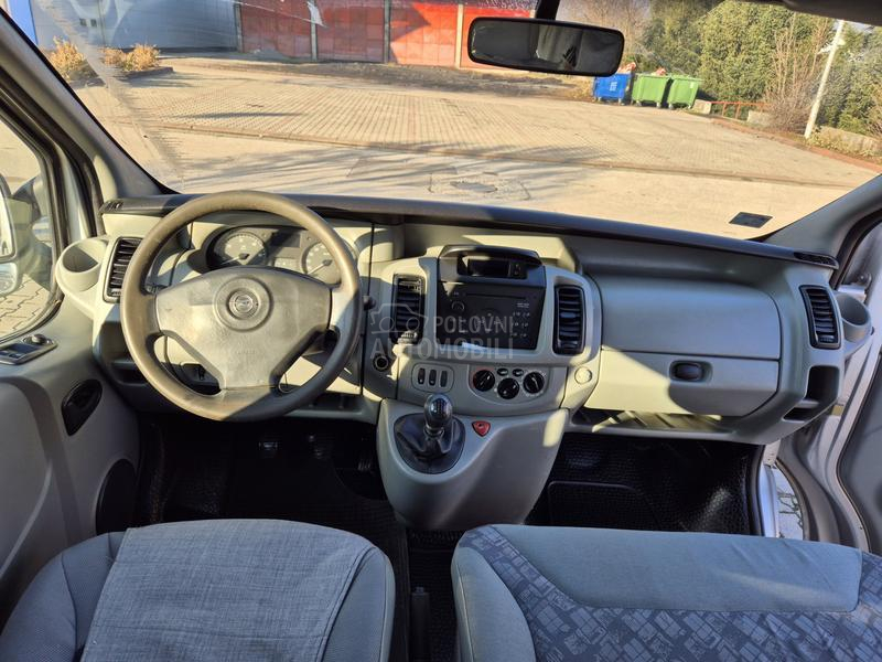 Opel Vivaro 