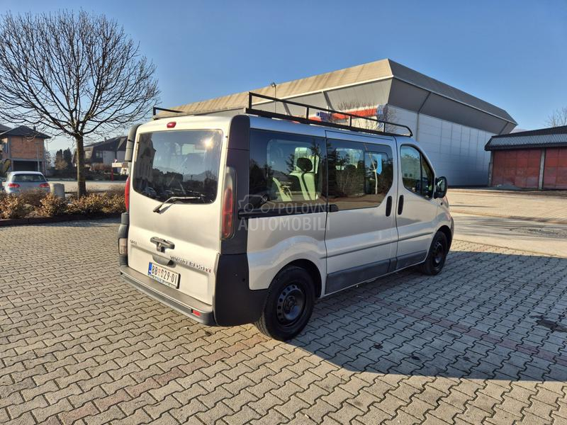 Opel Vivaro 