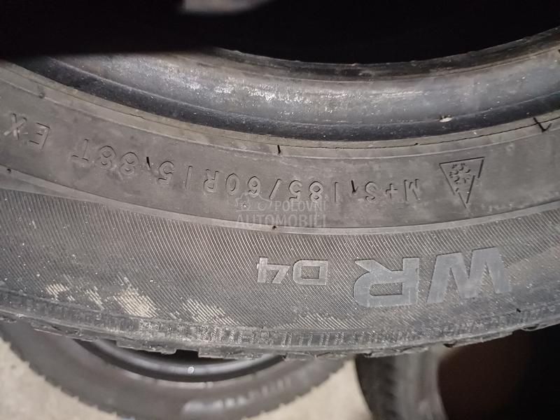 Nokian 185/60 R15 Zimska