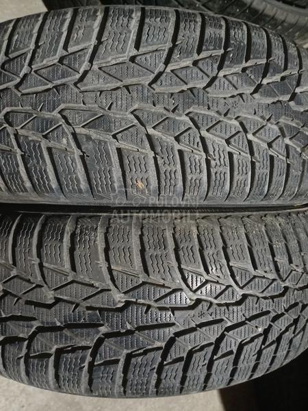 Nokian 185/60 R15 Zimska