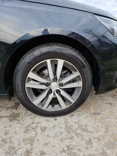 Peugeot 308 1.2 PureTech