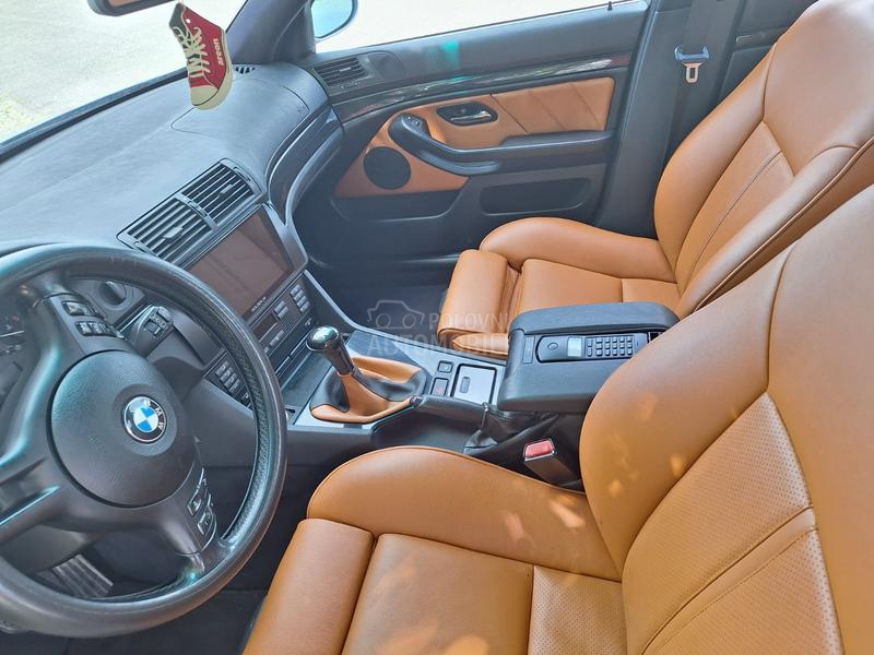 BMW 530 3000