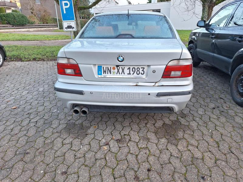 BMW 530 3000