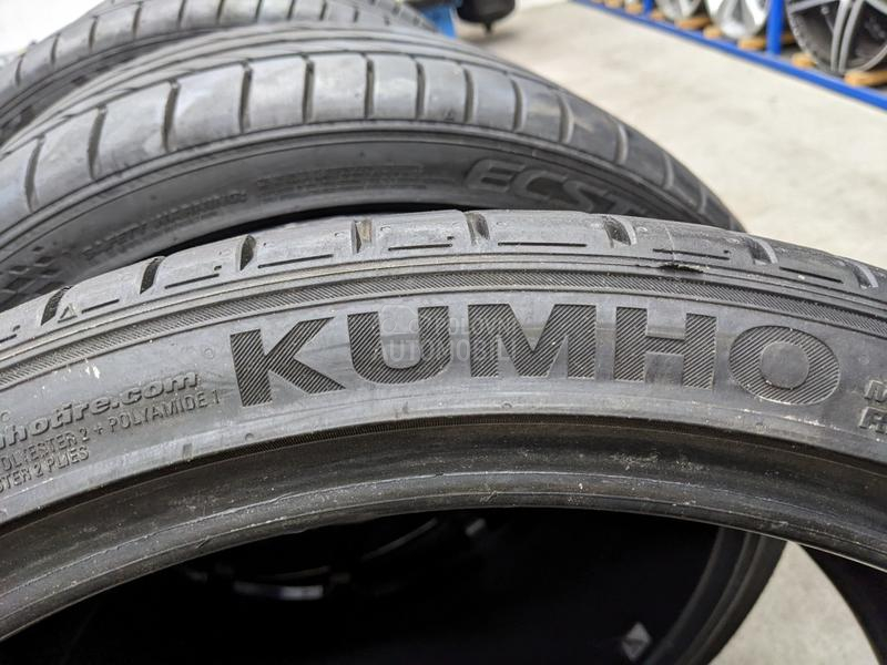 Kumho 245/35 R20 Letnja