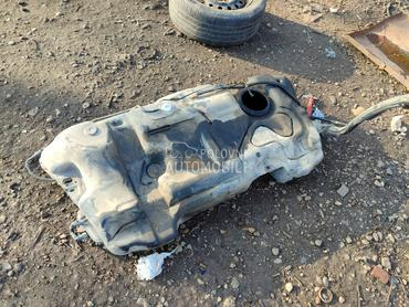 rezervar za Peugeot 407 od 2004. do 2010. god.