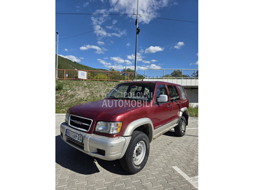 Isuzu Trooper 3.5 AT Limited