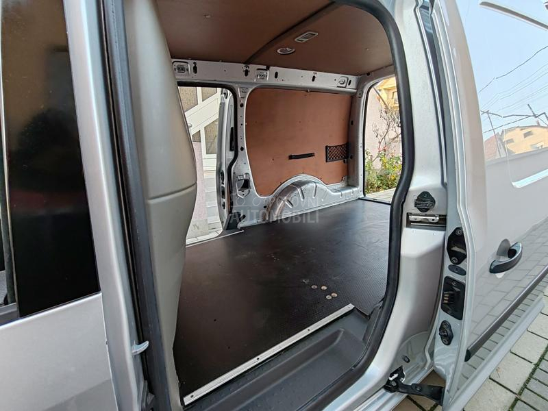 Volkswagen Caddy Maxi 2.0 metan