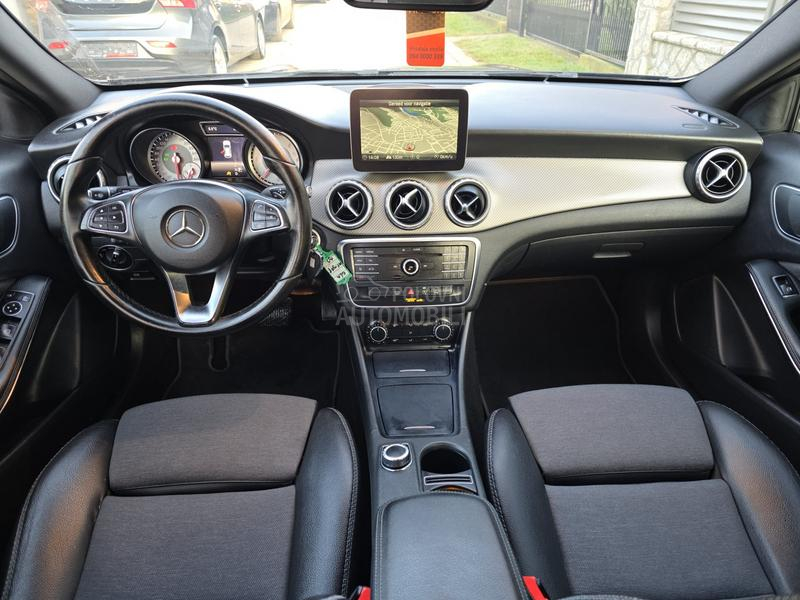 Mercedes Benz GLA 180 Edition Ambition