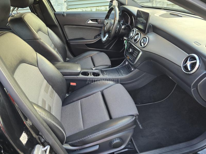 Mercedes Benz GLA 180 Edition Ambition