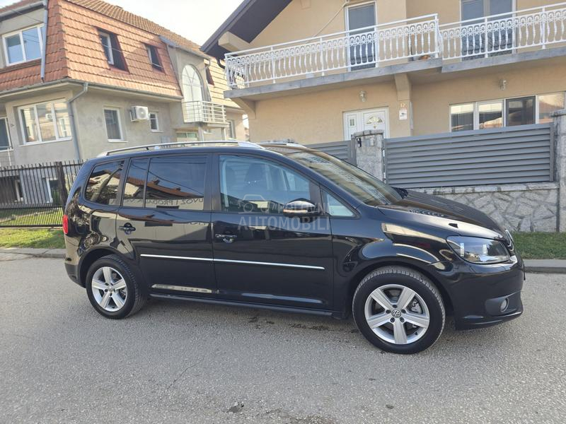 Volkswagen Touran 2.0 TDI 7 SED
