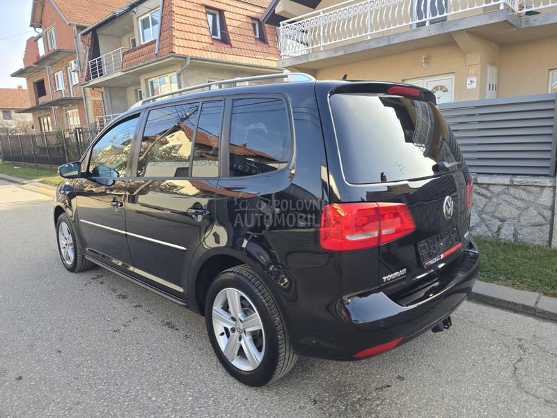 Volkswagen Touran 2.0 TDI 7 SED