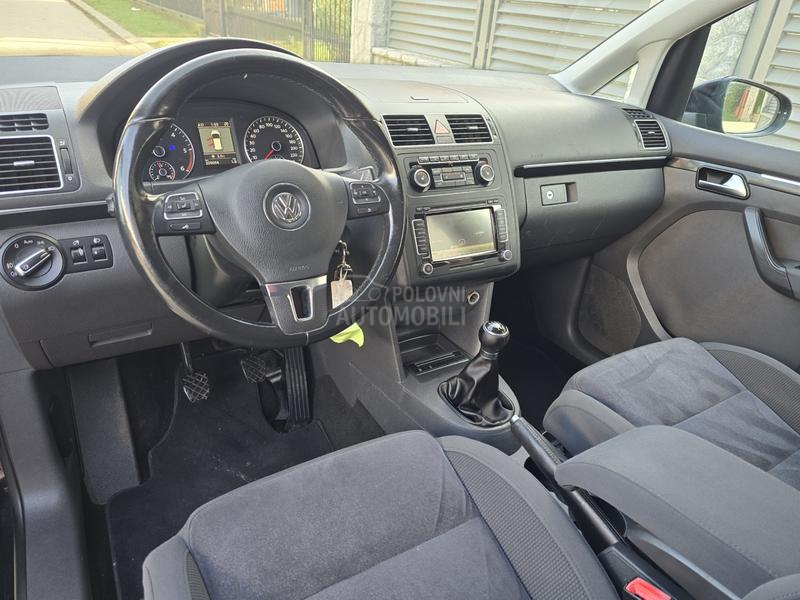 Volkswagen Touran 2.0 TDI 7 SED