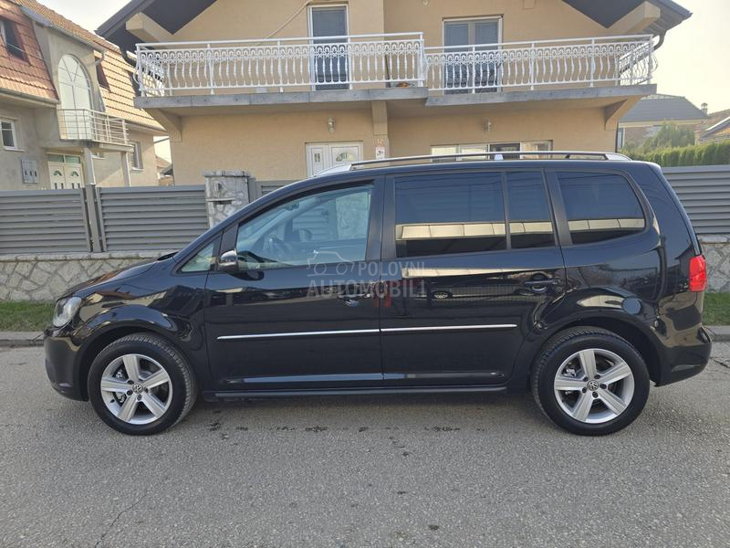 Volkswagen Touran 2.0 TDI 7 SED