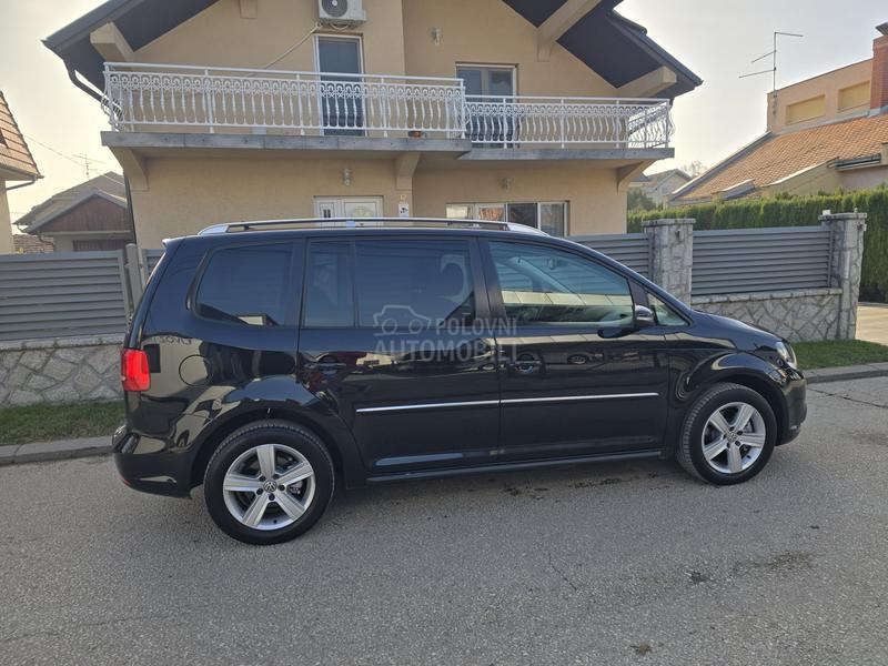 Volkswagen Touran 2.0 TDI 7 SED