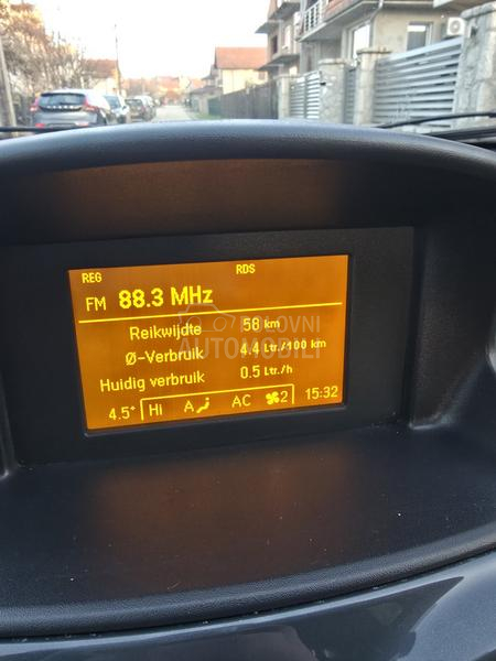 Opel Corsa D 1.3 mjt COSMO