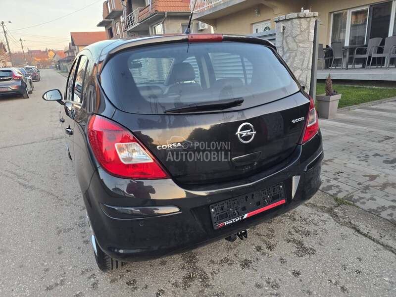 Opel Corsa D 1.3 mjt COSMO