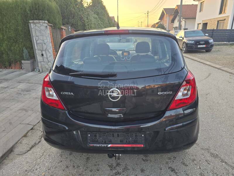 Opel Corsa D 1.3 mjt COSMO