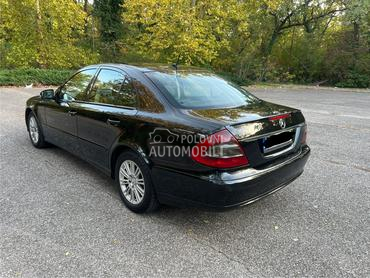Mercedes Benz E 200 
