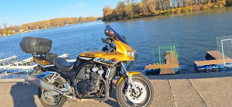 Yamaha fzs 600