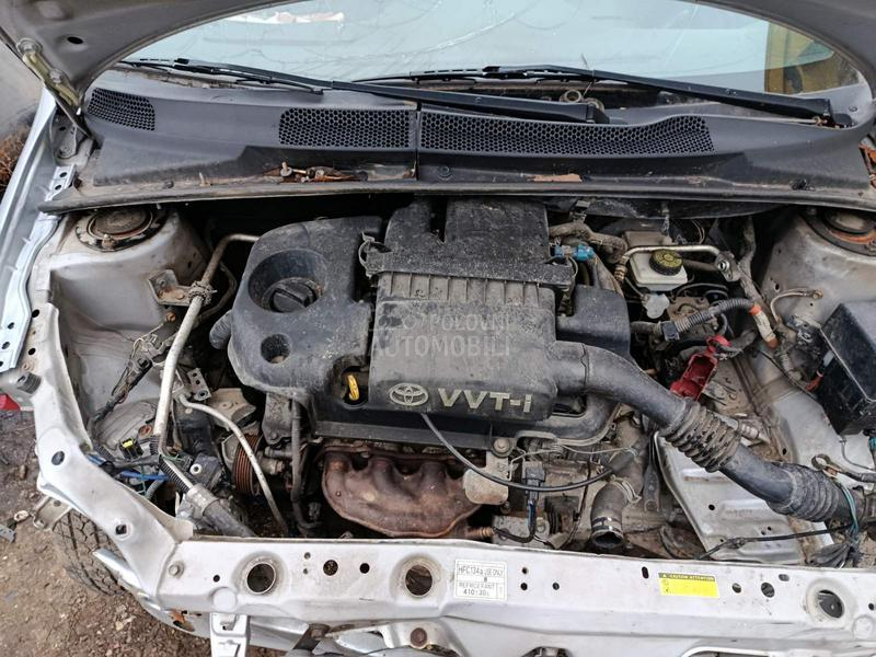 Toyota Yaris VVT-i