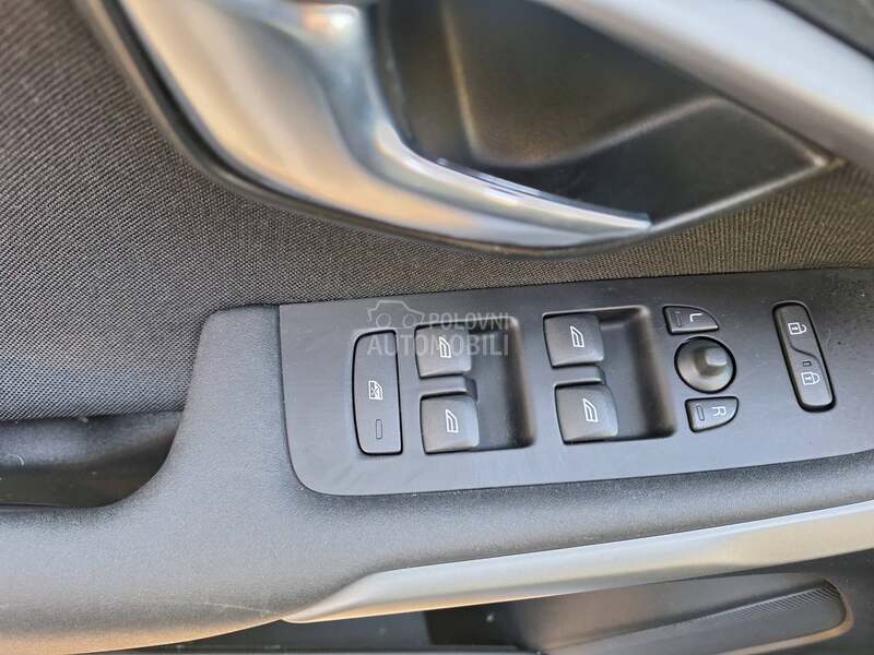 Volvo V40 1.6HDI
