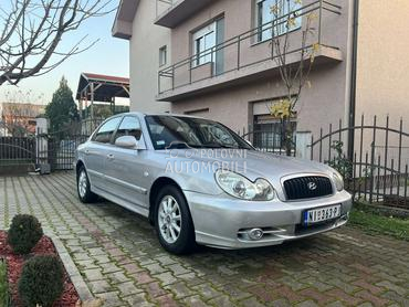 Hyundai Sonata 2.0i