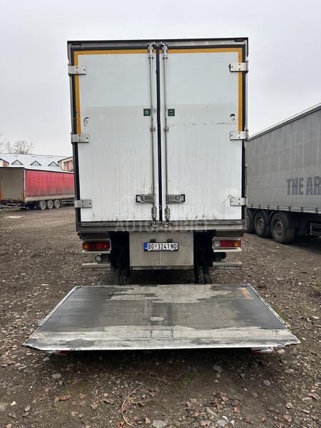 Mercedes Benz Axor 1824