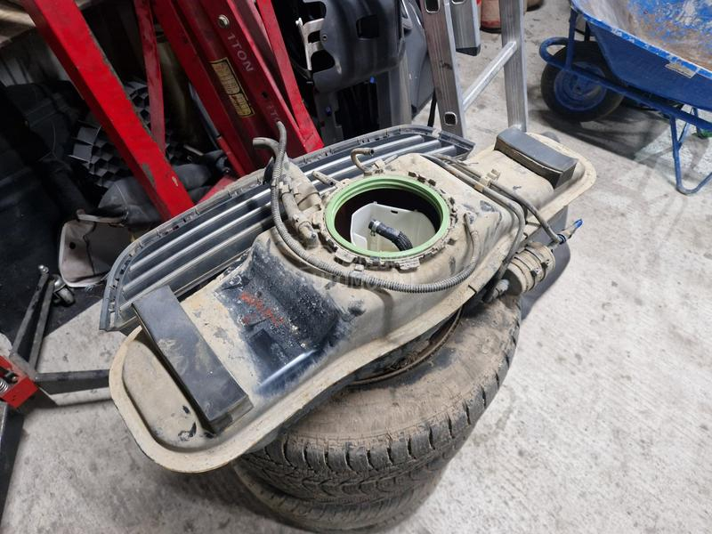 Rezervoar za benzin 1.6 cng