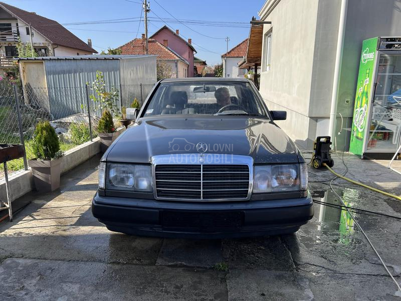 Mercedes Benz W124 2.0