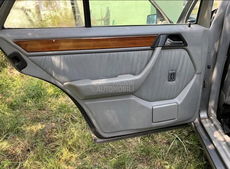 Mercedes Benz W124 2.0