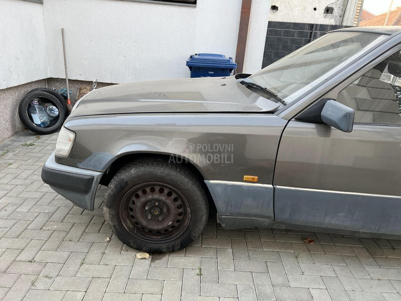 Mercedes Benz W124 2.0