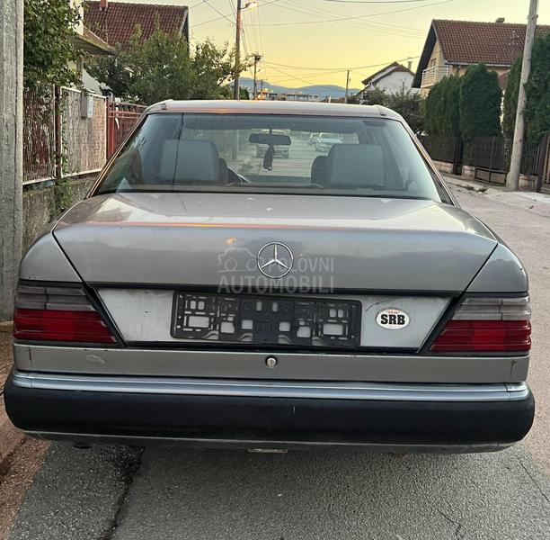 Mercedes Benz W124 2.0