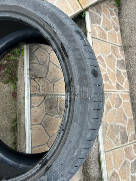 Michelin 235/40 R19 Letnja