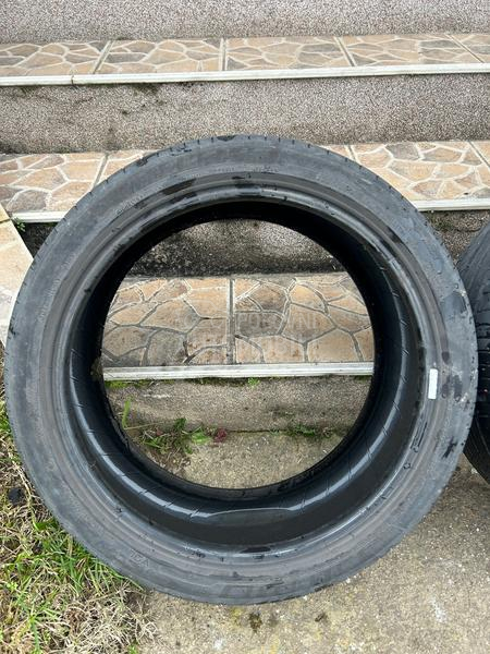 Michelin 235/40 R19 Letnja