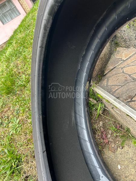 Michelin 235/40 R19 Letnja