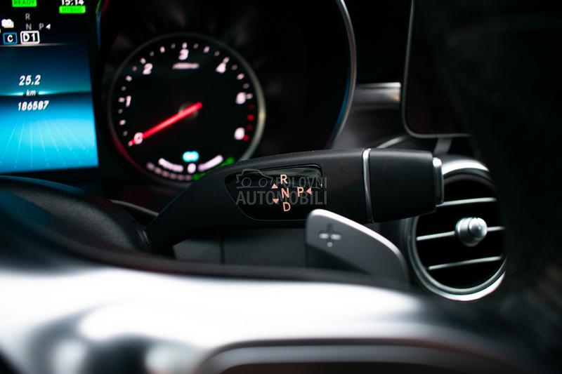 Mercedes Benz C 300 C300DE