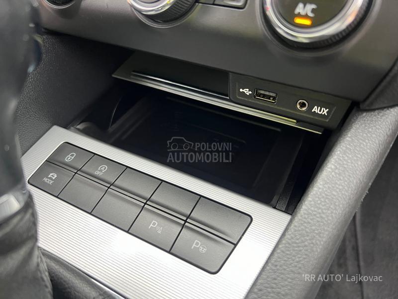 Škoda Octavia 1.6TDI PANO-LED