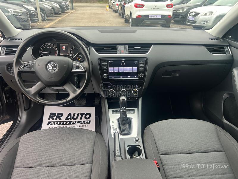 Škoda Octavia 1.6TDI PANO-LED