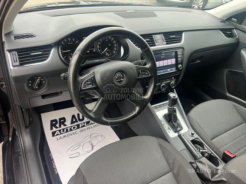 Škoda Octavia 1.6TDI PANO-LED