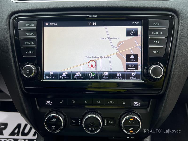Škoda Octavia 1.6TDI PANO-LED