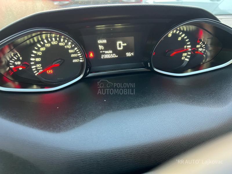 Peugeot 308 1.6HDI BLACK EDT.