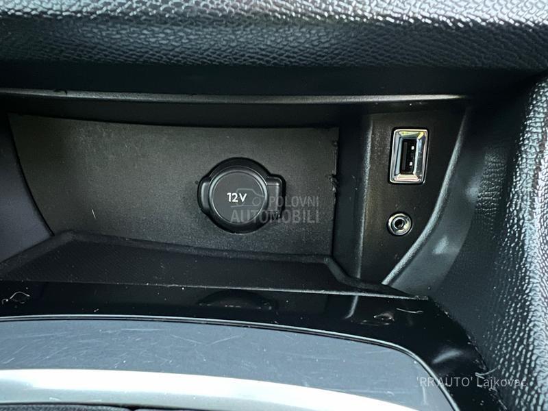 Peugeot 308 1.6HDI BLACK EDT.