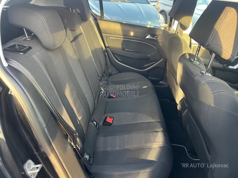 Peugeot 308 1.6HDI BLACK EDT.