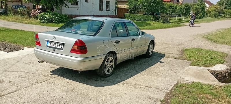 Mercedes Benz C 200 